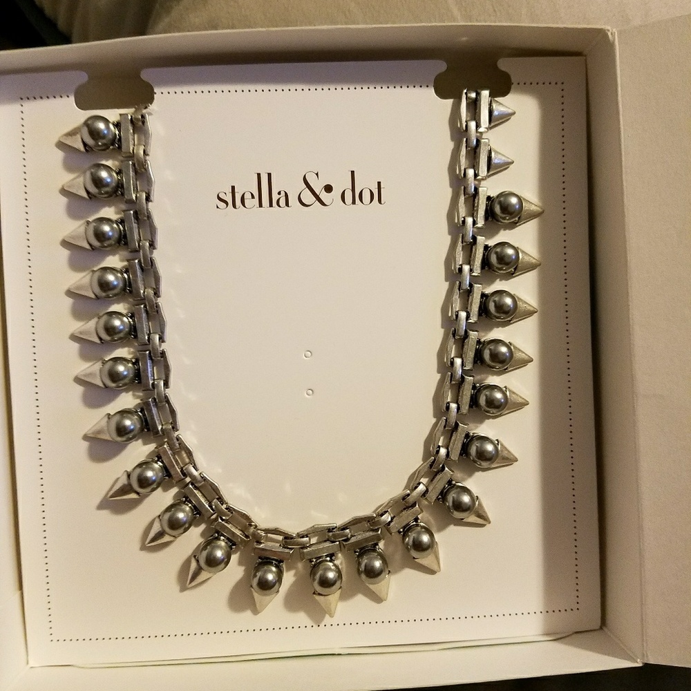 Silver necklace